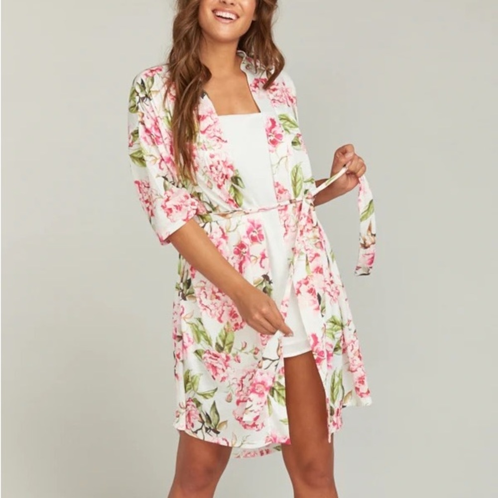 Show Me Your Mumu Pink Floral Short Sleeve Robe